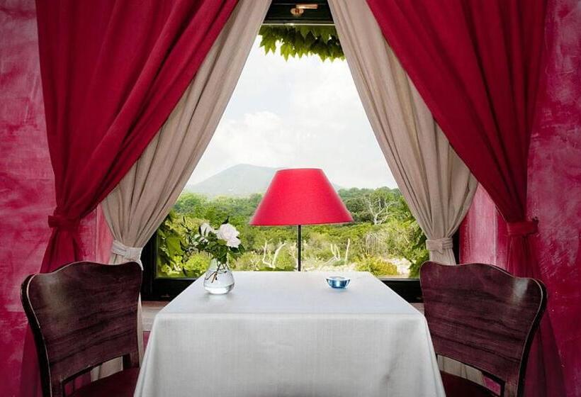 Люкс, L Isola Di Rosa   Relais & Hotel Di Charme