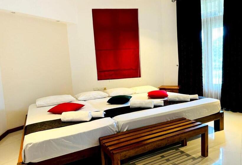 디럭스 패밀리 룸, Rivorich Residence Kandy