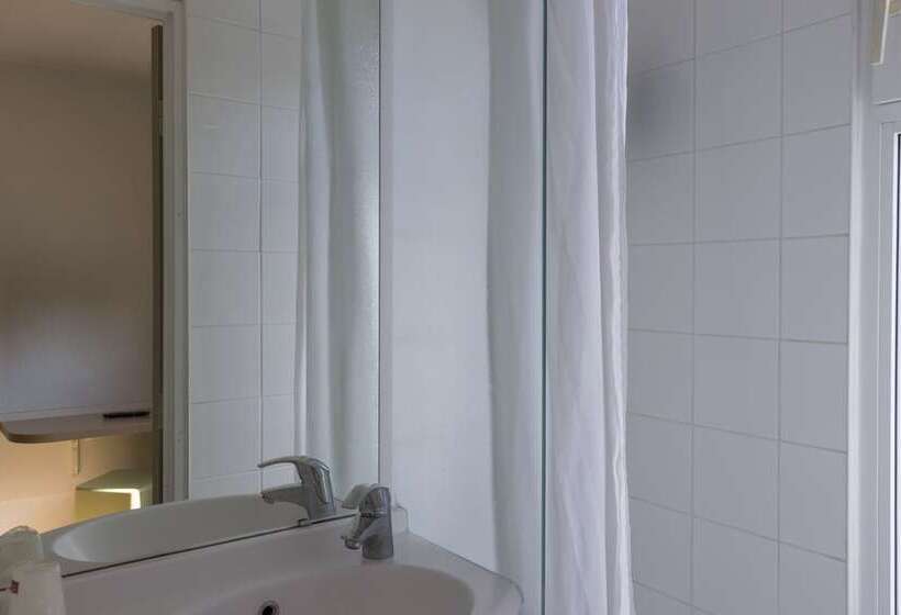 اتاق استاندارد, B&B HOTEL Troyes Centre