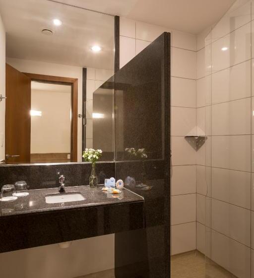 패밀리 룸, Sleep Inn Praia Do Canto
