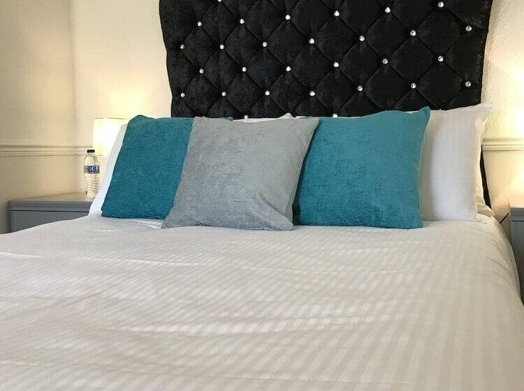 Семейный Номер, The Millbrook B&b