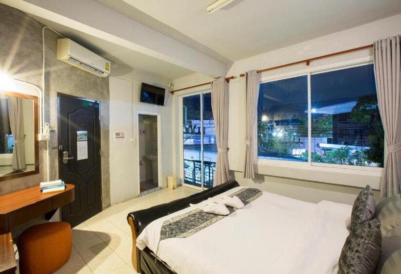 اتاق لوکس, Beehive Phuket Oldtown Hostel