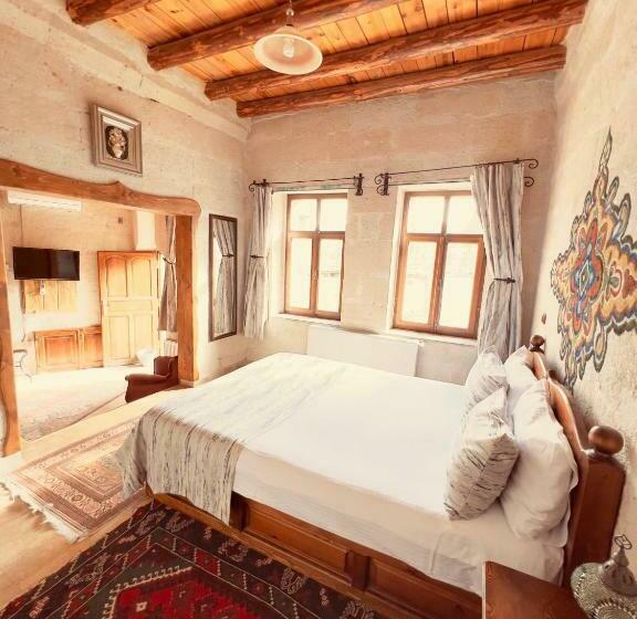 اتاق لوکس, Chelebi Cave Suites Plus 6 Years Old
