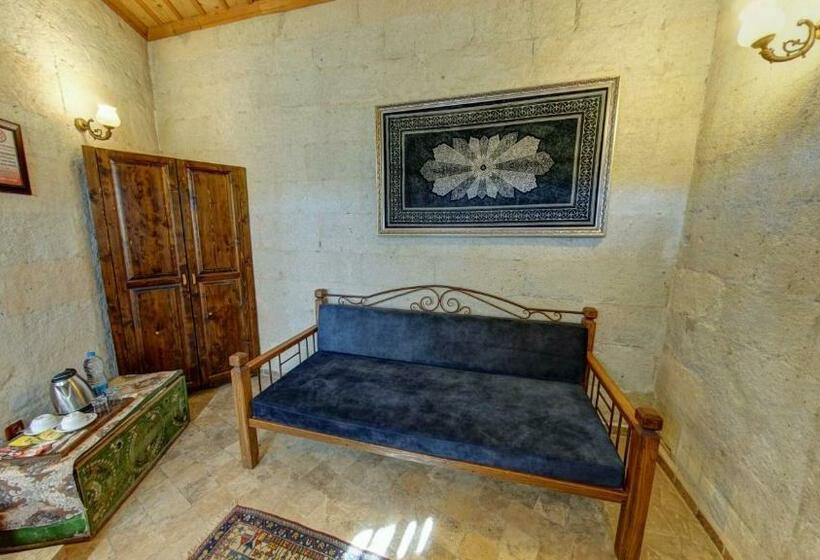 اتاق لوکس, Chelebi Cave Suites Plus 6 Years Old