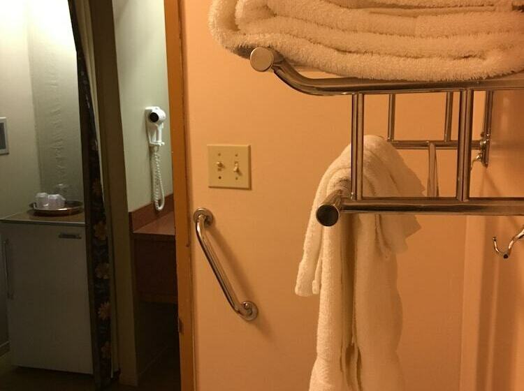 Номер Стандарт 2 Двуспальные Кровати, Hôtel Du Parc Orford