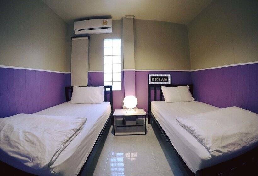 标准间, Why Not Hostel And Kitchen