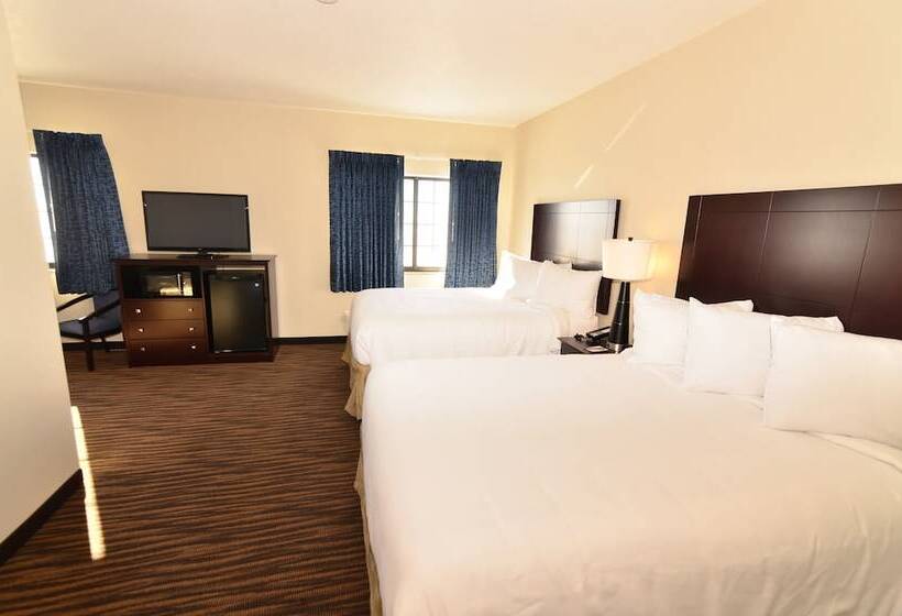 Family Suite, Cobblestone Inn & Suites  Holstein