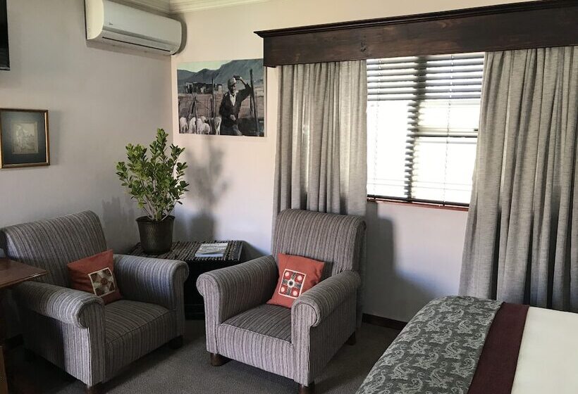 Номер Deluxe, The Crown Guest House