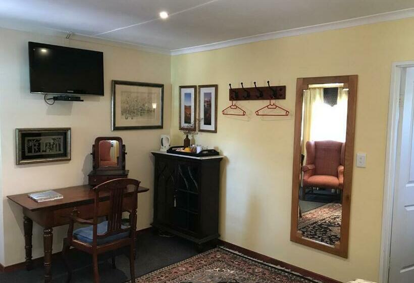 디럭스 룸, The Crown Guest House