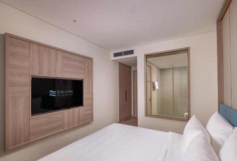 آپارتمان 2 خوابه, A La Carte Ha Long Bay Residence