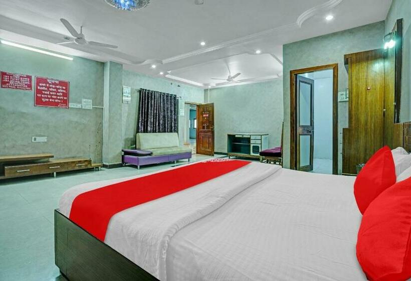 اتاق کلاسیک سه تخته, Flagship Hotel Pragya 4