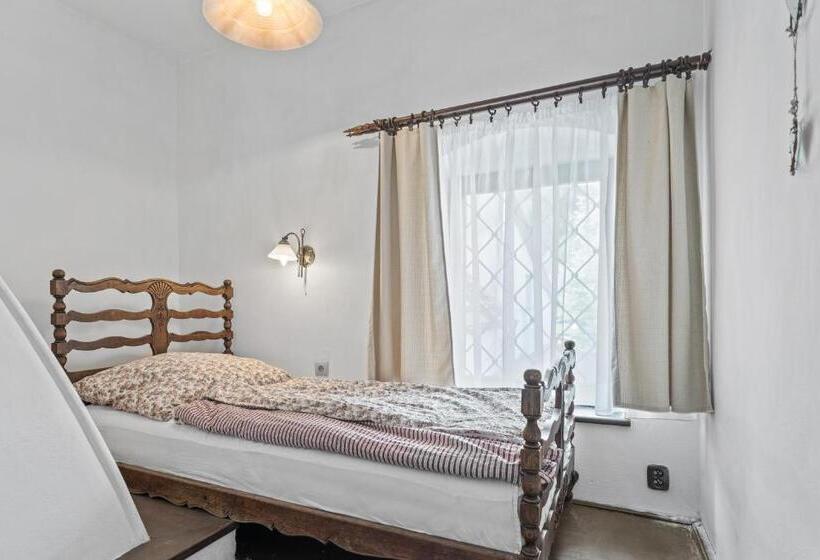 4인용 스탠다드 룸, Pension A Restaurace Regina