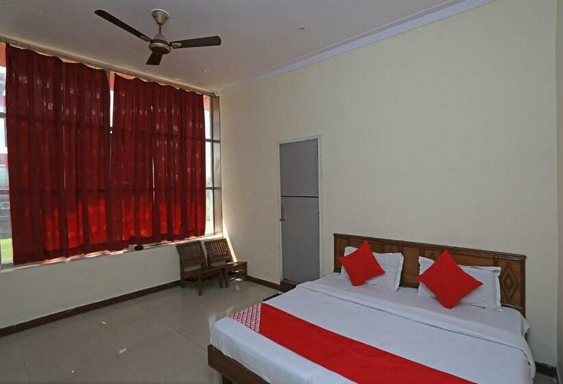 Трехместный Номер Классика, Oyo Townhouse 918 Mehak Garden