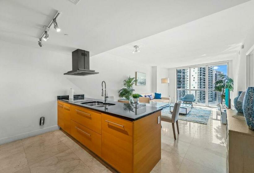 דירה בת חדר שינה 1 עם מרפסת, Icon Brickell Luxury Residence