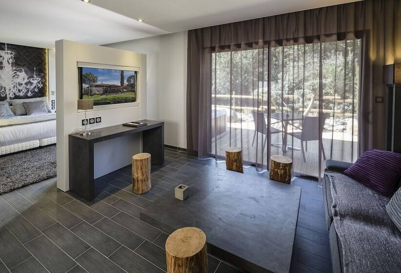 월풀욕조 주니어 스위트, Le Parc  La Table De Franck Putelat