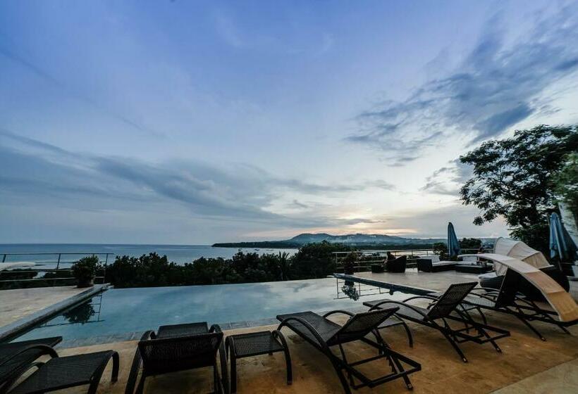 سوییت لوکس, Ocean Suites Bohol Boutique