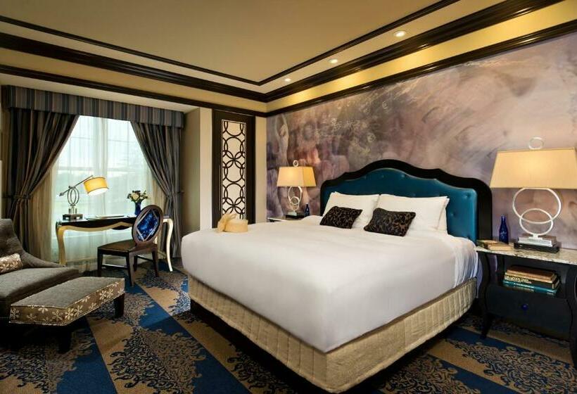 Номер Deluxe Кровать Кинг, Saratoga Casino