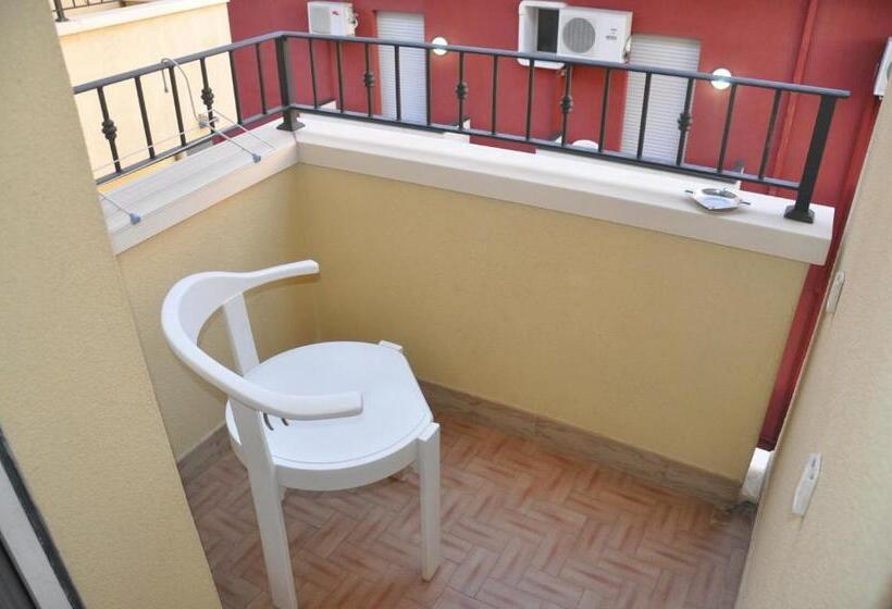 Standard Einzelzimmer mit Balkon, Thea