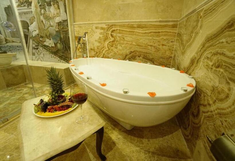 豪华套房, Roma Cave Suite