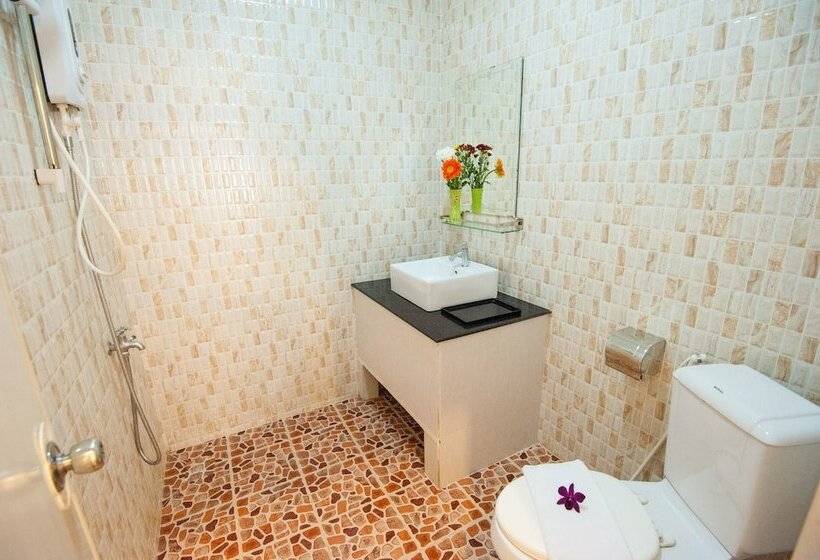 מיטה בחדר משותף, B52 Hostel