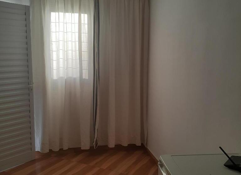 سوئیت جونیور با چشم‌انداز باغ, Bela Vista Suítes