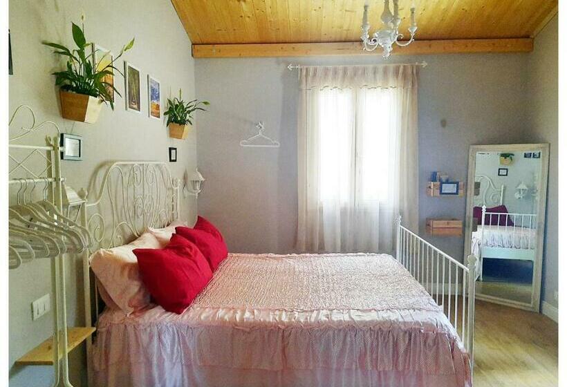 Номер Стандарт, La Casina
