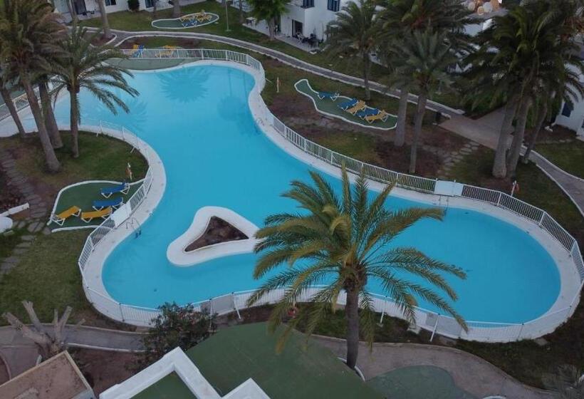 Номер Стандарт, Alojamientos Playa Centro Corralejo 3