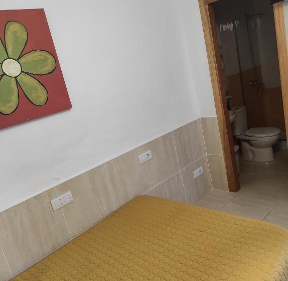 Номер Стандарт, Alojamientos Playa Centro Corralejo 3