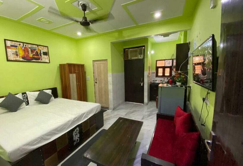Quarto Estandar, Oyo 81352 Nestorest Homestay