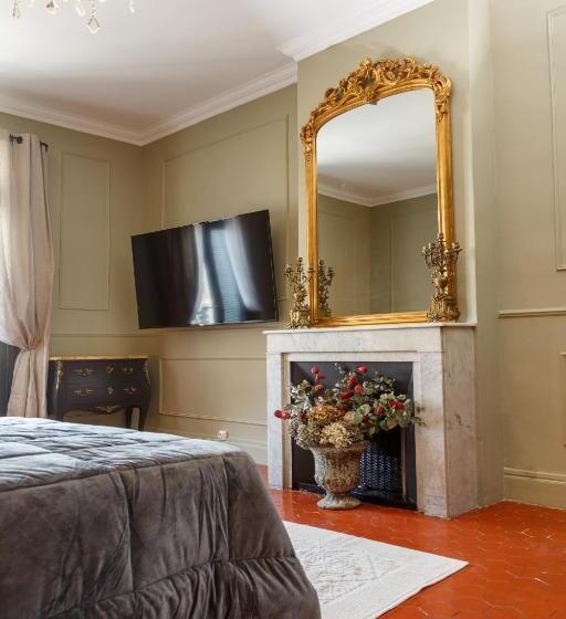 Номер Стандарт с Балконом, Le 215 Gambetta Boutique Hôtel En Provence