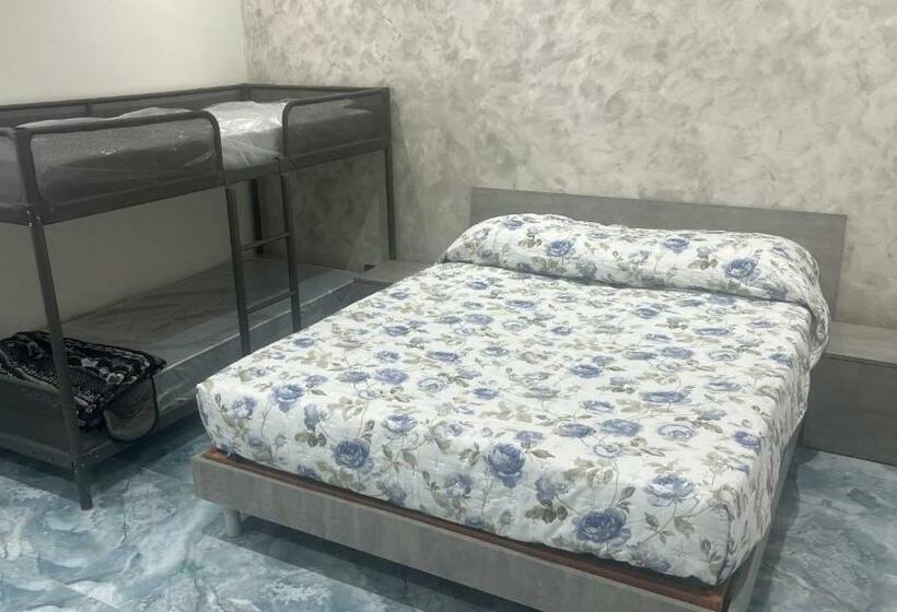 اتاق لوکس چهار تخته, Russo Brother S B&b