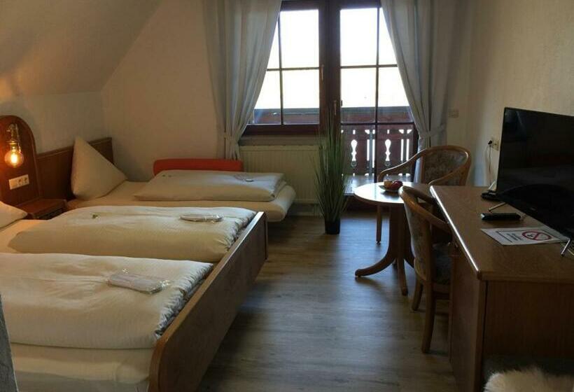 Номер Стандарт с Балконом, See Hotel Storchenmuehle