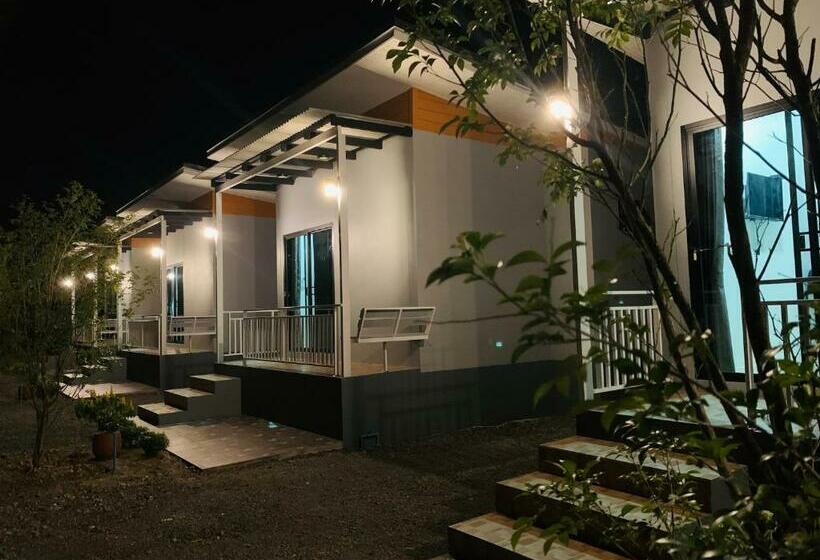 스탠다드 룸 가든 전망, Suanvadee Resort สวนวดี รีสอร์ท