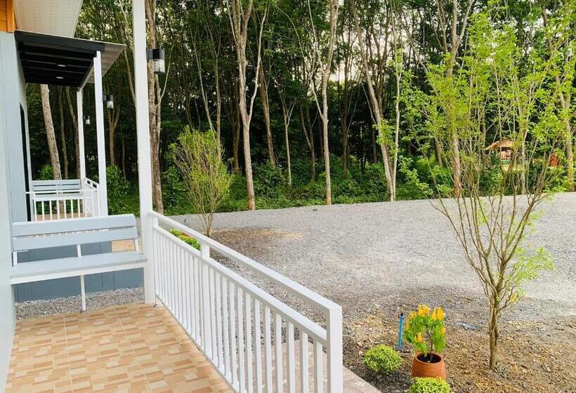 스탠다드 룸 가든 전망, Suanvadee Resort สวนวดี รีสอร์ท