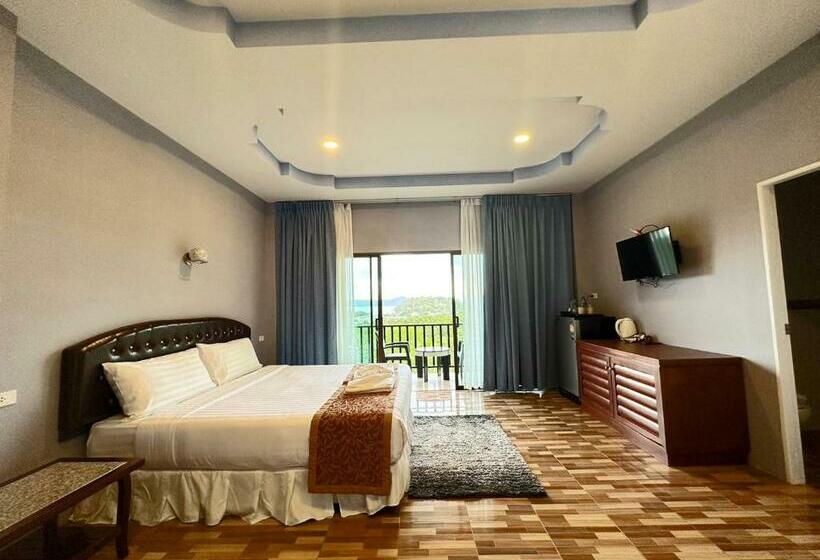 스탠다드 트리플 룸, So View Phuket Resort