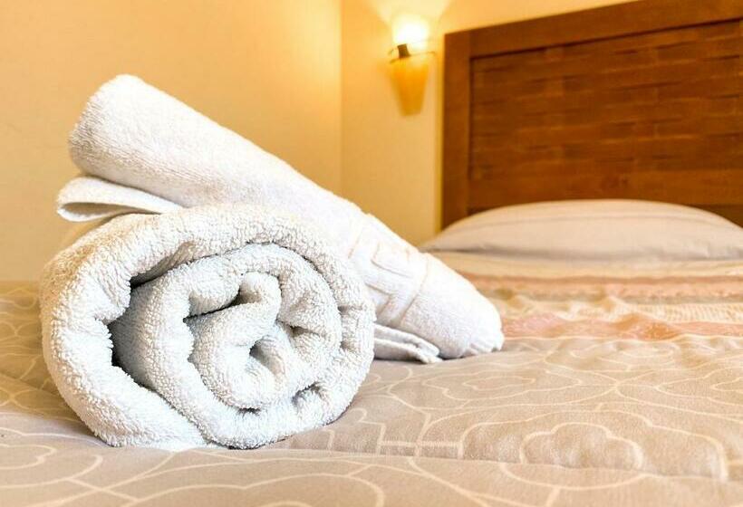 Номер Стандарт, Hostal Ainoa