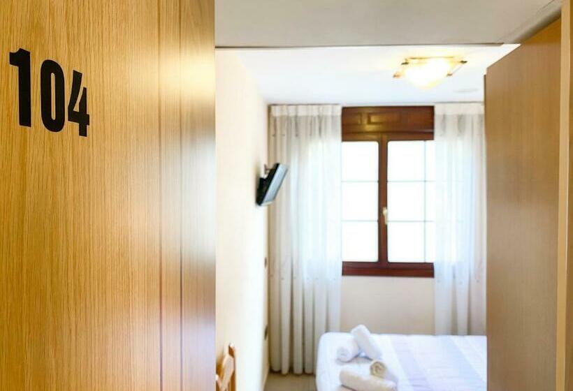 Номер Стандарт, Hostal Ainoa