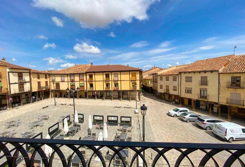 Номер Стандарт с Балконом, Hostal Ainoa