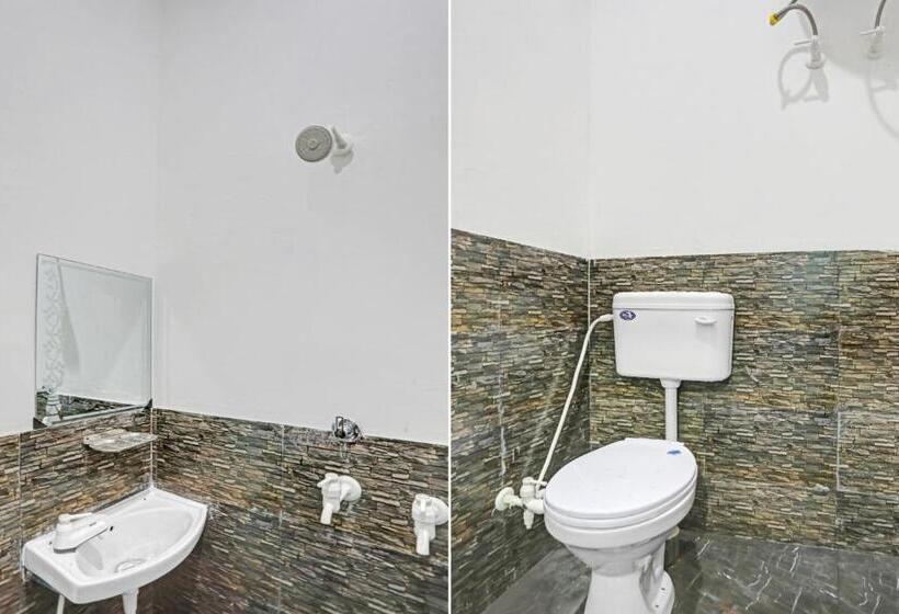 Трехместный Номер Классика, Pop 81269  Paras Inn