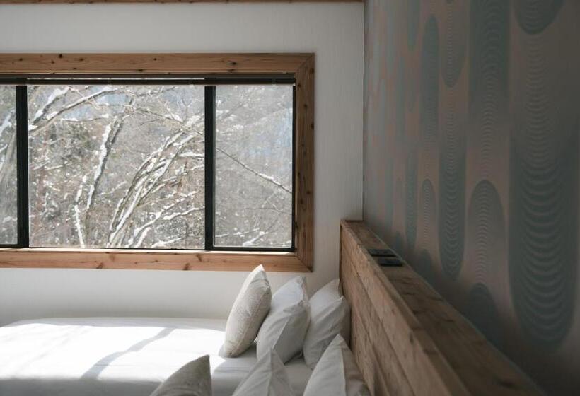ファミリールーム, The Brueys Lodge Tangram Madarao