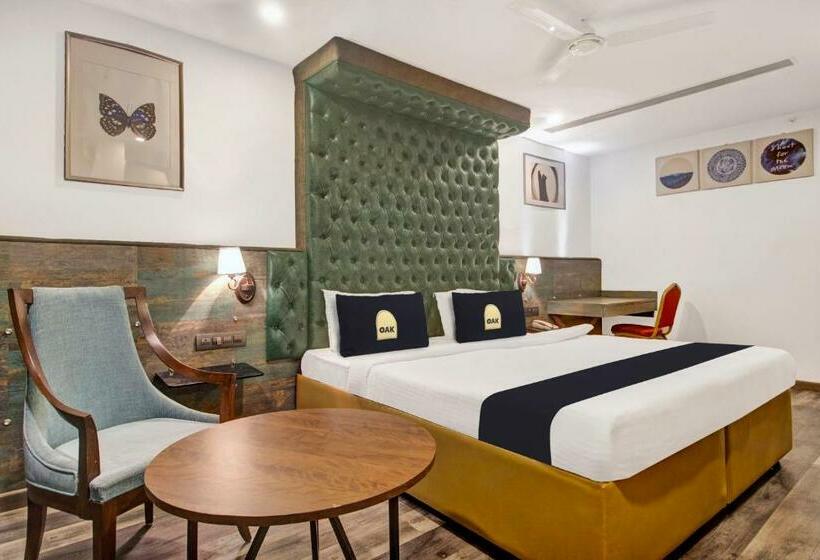 غرفة ديلوكس, Oak Whiteridge Near L.v Prasad & Basava Tharakam Hospital Banjara Hills
