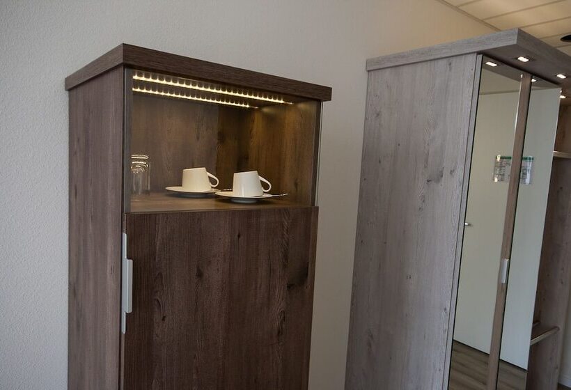 スタンダードルーム, Arkadenhaus   Hotel Freiherr Von Schwarzenberg
