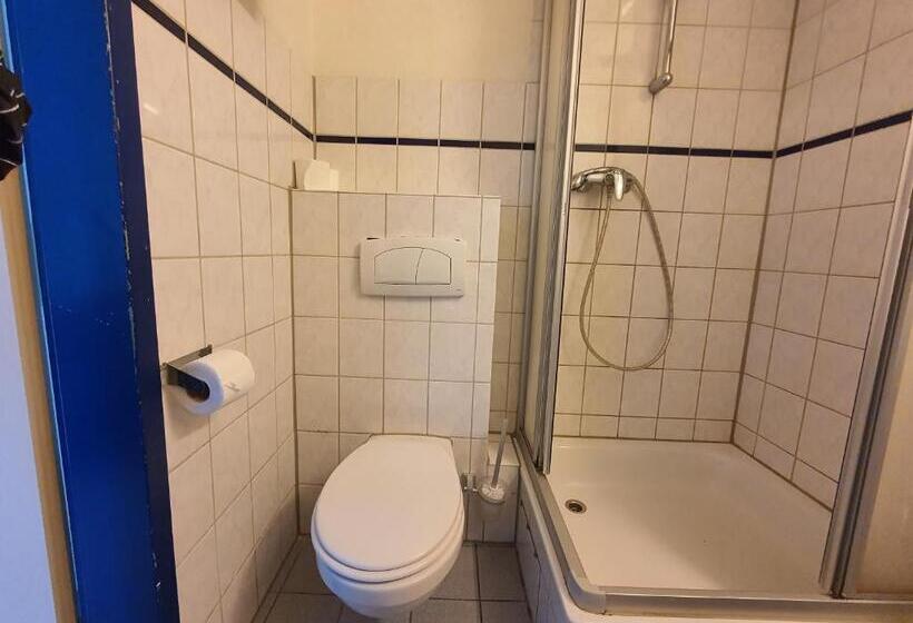 Quarto Triplo Estandar, Ambiente By Next Inn