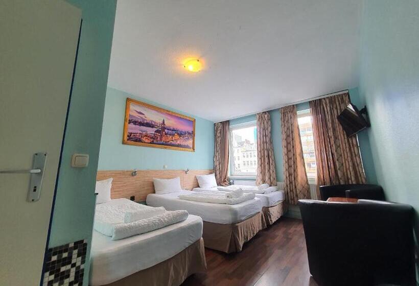 Quarto Triplo Estandar, Ambiente By Next Inn