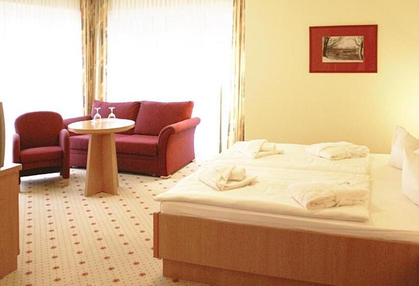 빌라 침실 1개, Ostseehotel Villen Im Park   Ein Rovell