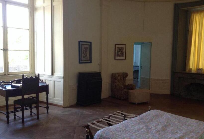 Апартаменты 3 Спальни, Chateau De Frasne
