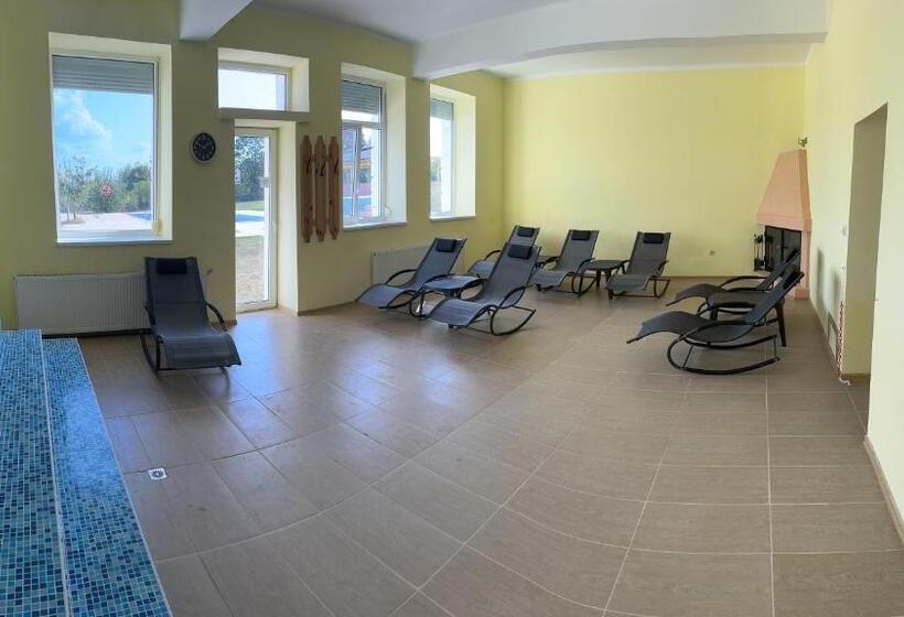 Номер Стандарт Индивидуальный, Kremena Guest House