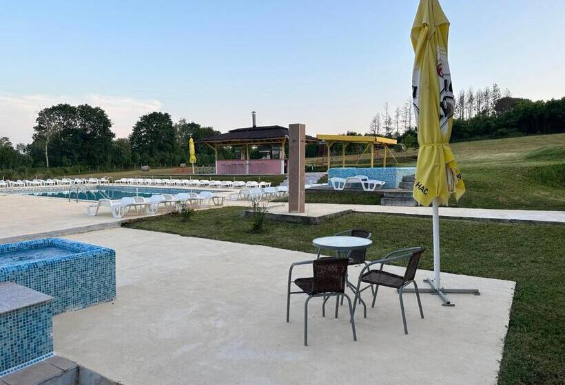 Дом 1 Спальня, Kremena Guest House