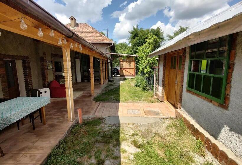 Номер Стандарт Совместная Ванная, La Tataia Zahei