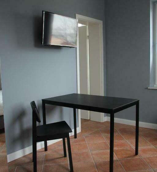 Quarto Familiar, Apartmenthaus Unterwegs